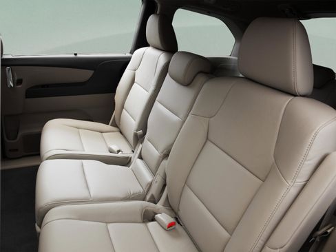 Used 2014 Honda Odyssey EX-L image 18