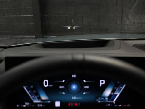 Used 2025 BMW 430i xDrive Convertible w/ M Sport Package image 78