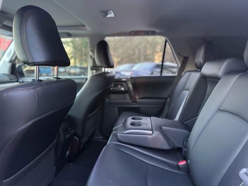 Used 2021 Toyota 4Runner Venture w/ Moonroof Package image 17