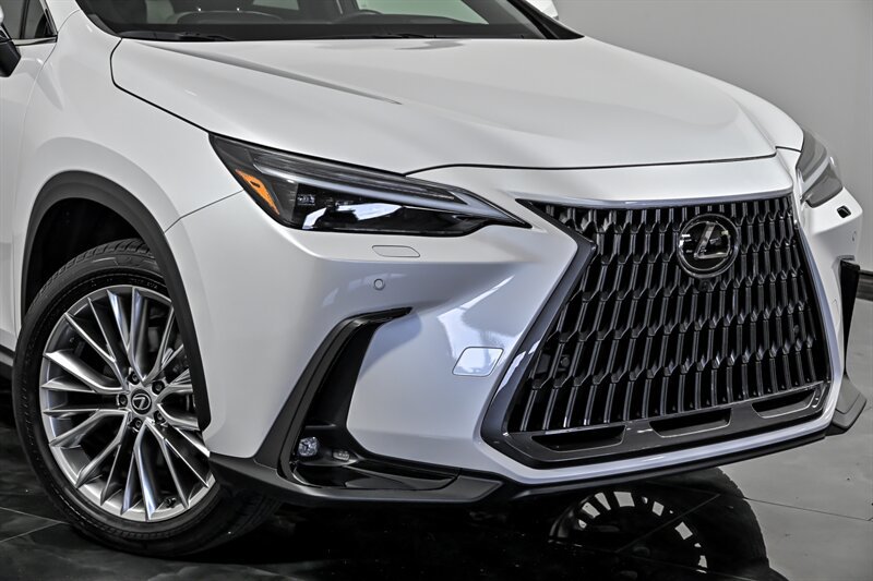Used 2024 Lexus NX 350 AWD w/ Vision Package image 2