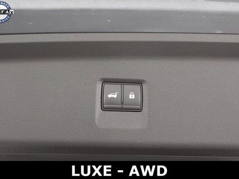 Used 2024 INFINITI QX60 Luxe image 40