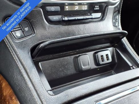 Used 2016 Chevrolet Suburban LTZ image 28