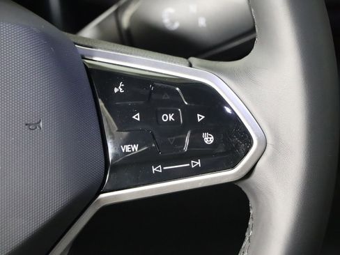New 2025 Volkswagen ID. Buzz Pro S RWD image 39