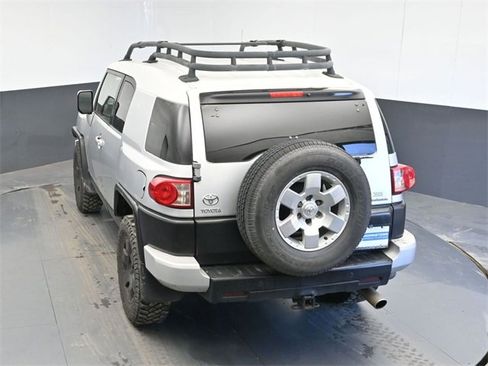 Used 2007 Toyota FJ Cruiser Base image 18