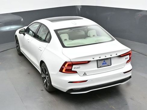 Used 2023 Volvo S60 B5 Core w/ Climate Package FWD image 25