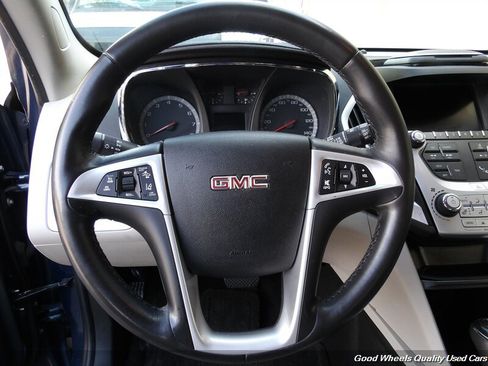 Used 2017 GMC Terrain SLE w/ Technology Package AWD/4WD image 16