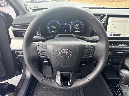 Certified 2025 Toyota Camry XLE image 13