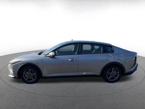 Used 2025 Kia K4 FWD image 9