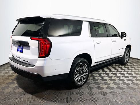 Used 2024 GMC Yukon XL Denali Ultimate AWD/4WD image 7