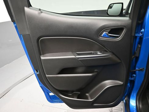 Used 2022 Chevrolet Colorado LT RWD image 27