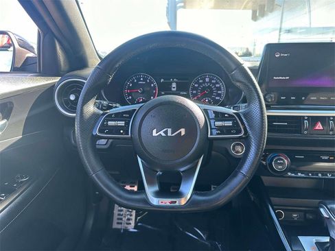 Used 2022 Kia Forte GT-Line image 13