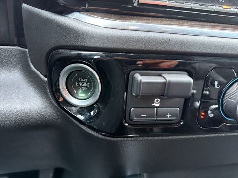 Used 2025 Chevrolet Silverado 1500 RST w/ Z71 Off-Road Package image 18