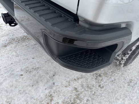 Used 2022 Chevrolet Silverado 2500 Custom w/ Custom Value Package image 41