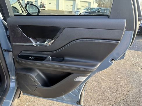 Certified 2023 Lincoln Corsair AWD w/ Equipment Group 101A image 16