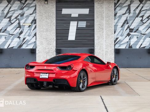 Used 2017 Ferrari 488 GTB image 15