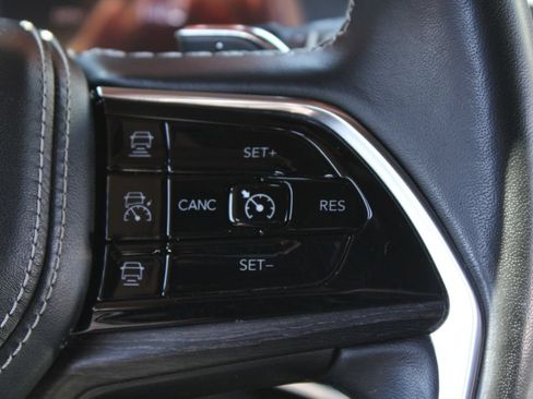 Used 2021 Jeep Grand Cherokee L Overland AWD/4WD image 29