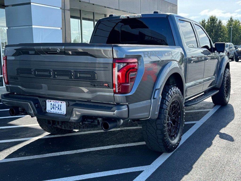 Used 2025 Ford F150 Raptor w/ Equipment Group 803A Raptor R AWD/4WD image 4