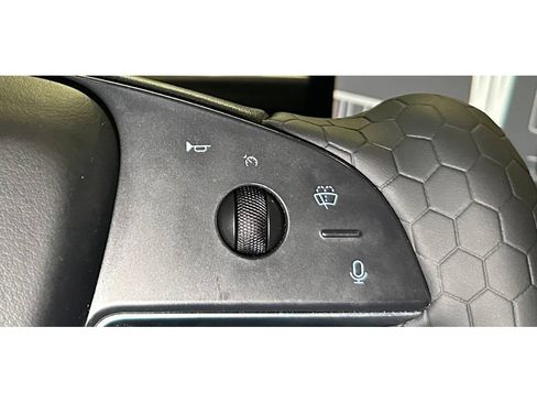 Used 2022 Tesla Model S Plaid AWD/4WD image 26