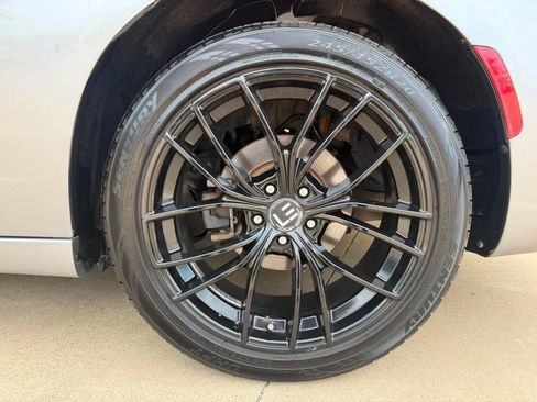 Used 2016 Dodge Charger SXT RWD image 26