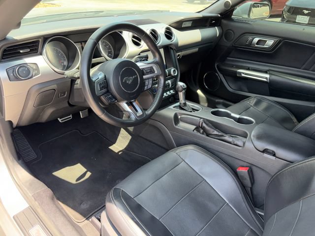 Used 2022 Ford Mustang GT Premium RWD image 8