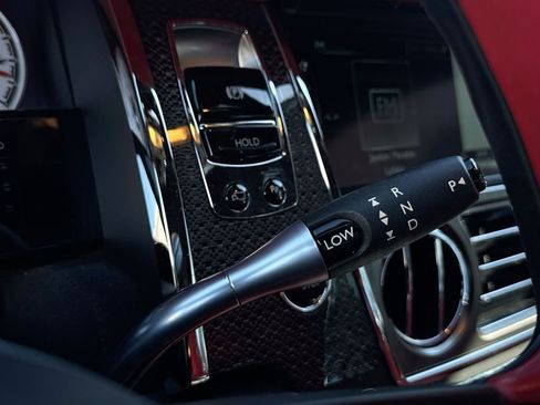 Used 2020 Rolls-Royce Wraith RWD image 23