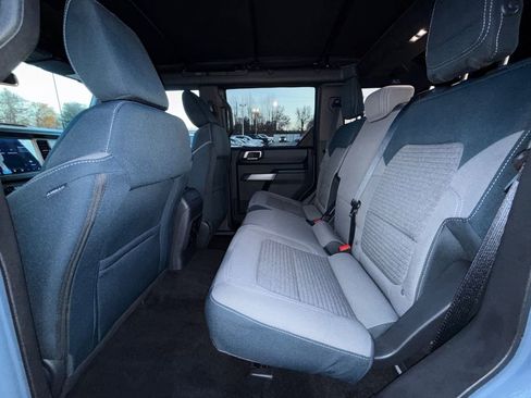 Used 2023 Ford Bronco Outer Banks w/ Sasquatch Package image 23