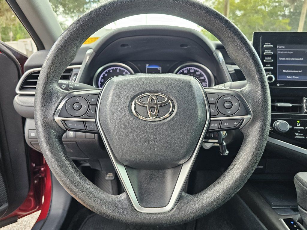 Used 2021 Toyota Camry LE FWD image 22