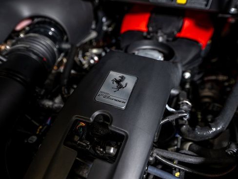 Certified 2022 Ferrari F8 Tributo image 35