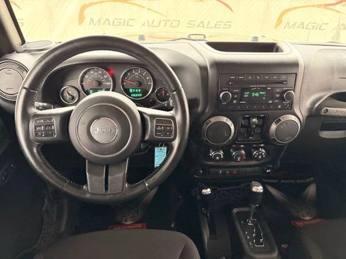 Used 2015 Jeep Wrangler Unlimited Sport w/ Quick Order Package 24S image 28