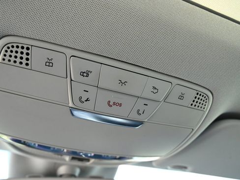 Used 2017 Mercedes-Benz C 300 4MATIC Sedan image 35