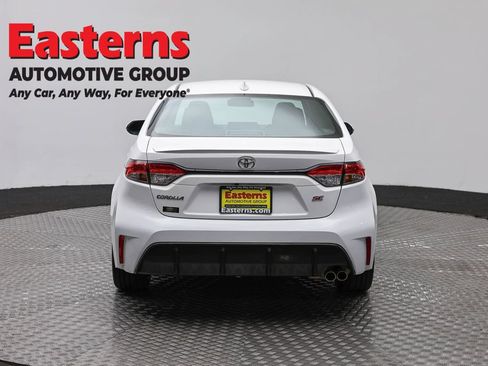 Used 2024 Toyota Corolla SE FWD image 6