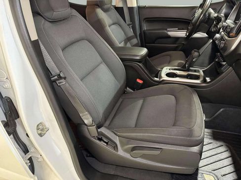 Used 2019 Chevrolet Colorado LT w/ LT Convenience Package AWD/4WD image 22