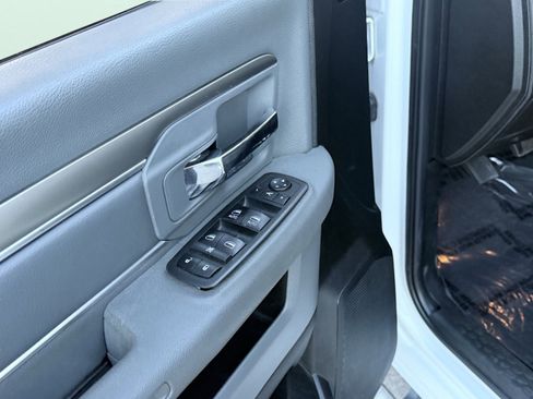 Used 2018 RAM 3500 Lone Star image 23