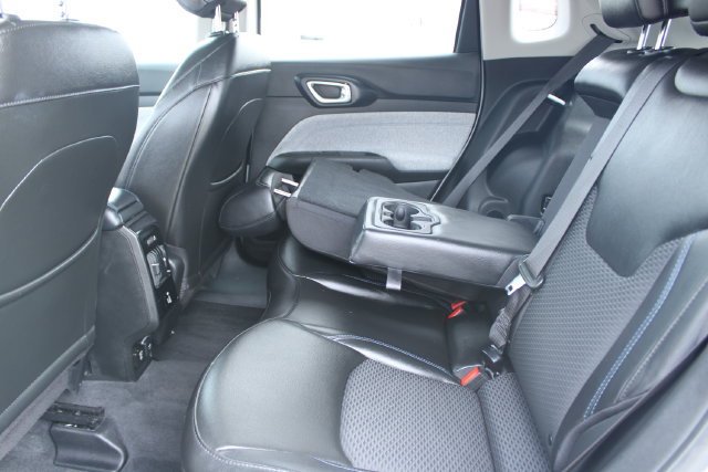 Used 2022 Jeep Compass Latitude w/ Convenience Group AWD/4WD image 37