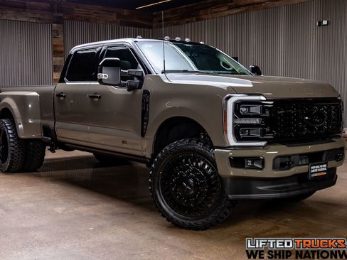 Used 2026 Ford F350 Platinum w/ Platinum Plus Package image 1