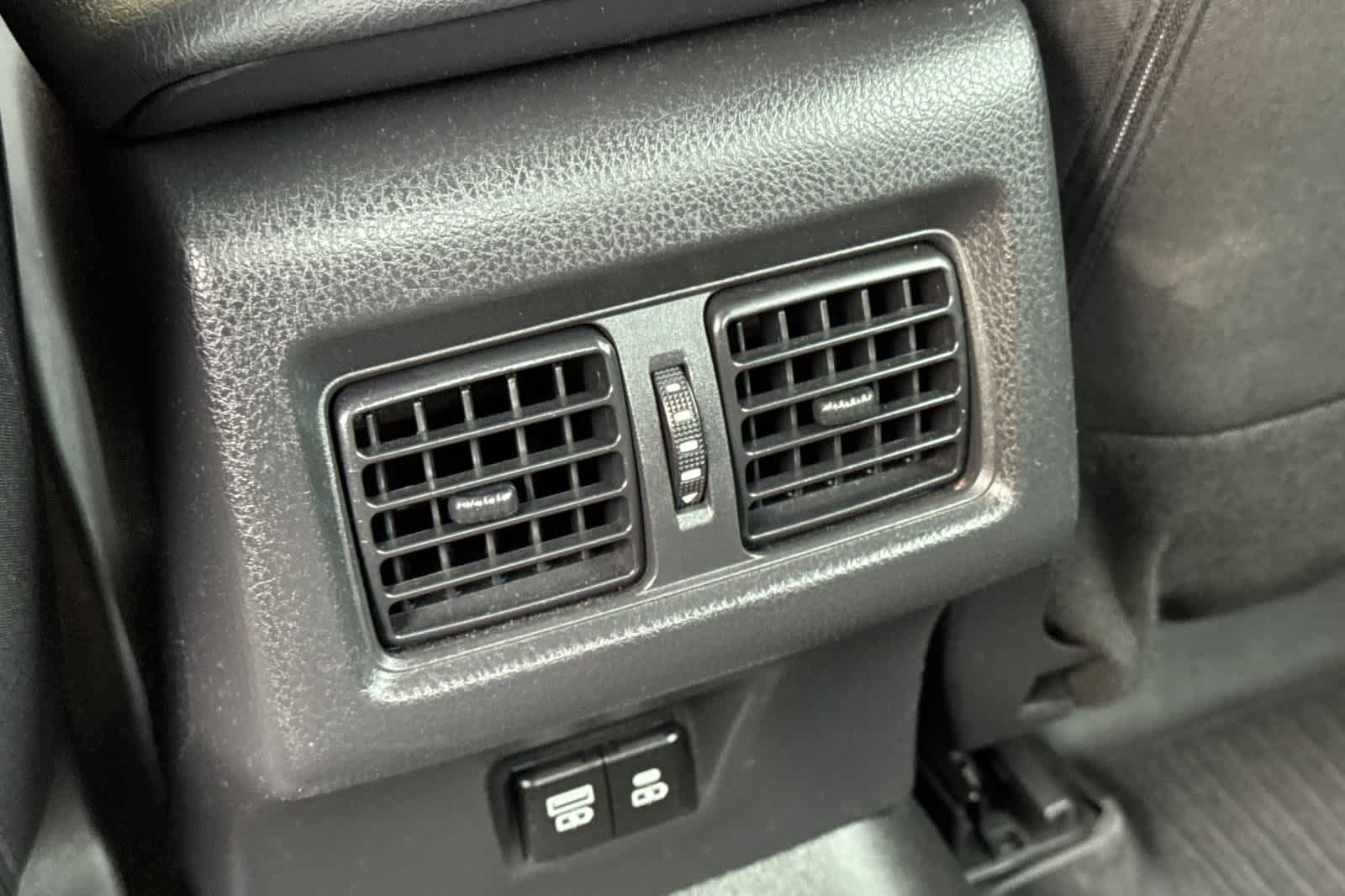 Used 2025 Toyota Camry LE FWD image 14