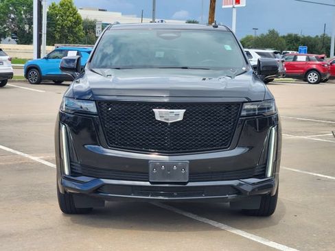 Used 2022 Cadillac Escalade Sport w/ Touring Package RWD image 2