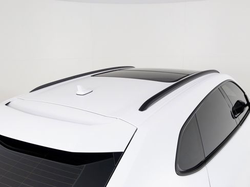 Used 2024 Lamborghini Urus S image 65