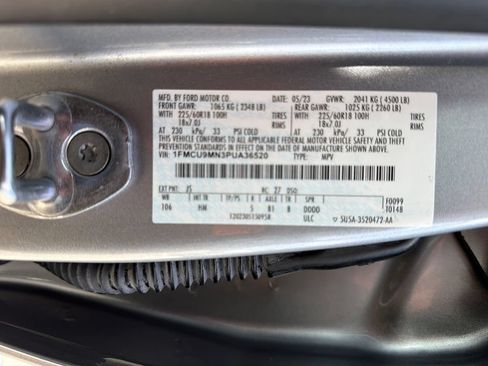 Used 2023 Ford Escape ST-Line w/ Tech Pack #1 AWD/4WD image 35