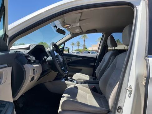 Used 2016 Honda Pilot EX image 8