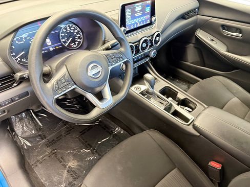 Used 2024 Nissan Sentra SV FWD image 7