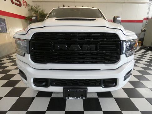 Used 2023 RAM 2500 Limited image 2