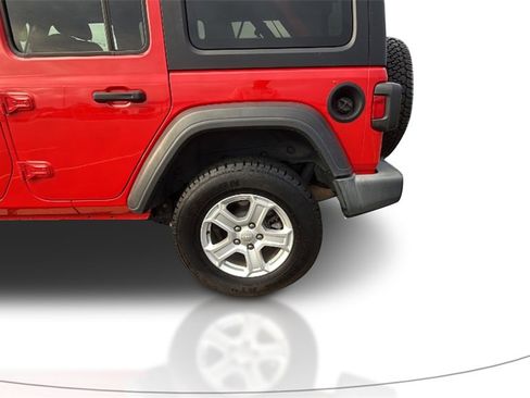 Used 2021 Jeep Wrangler Unlimited Sport image 16