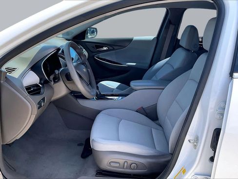 Used 2021 Chevrolet Malibu LT FWD image 8