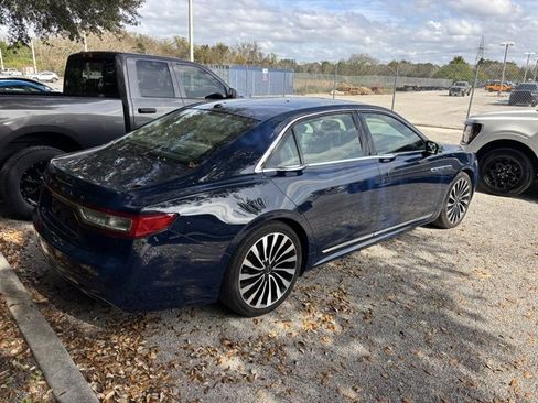 Used 2017 Lincoln Continental Black Label w/ Technology Package image 3