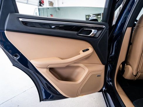 Used 2021 Porsche Macan S image 52