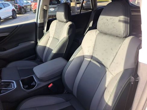 Used 2025 Subaru Outback Onyx Edition w/ Popular Package #2 image 5