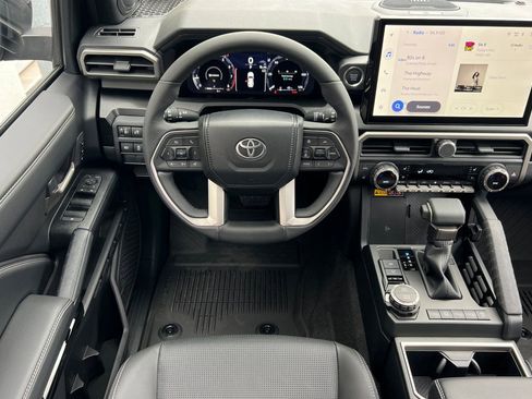 New 2026 Toyota 4Runner Limited image 12