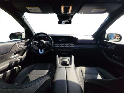Used 2020 Mercedes-Benz GLE 450 4MATIC w/ MBUX Technology Package image 12