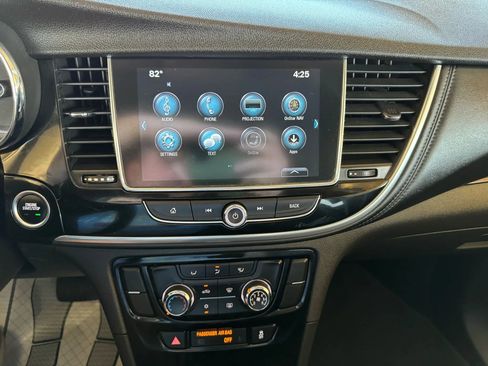 Used 2020 Buick Encore Preferred image 13